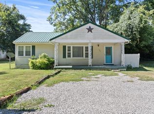 104 Tolliver Ln, Cynthiana, KY 41031