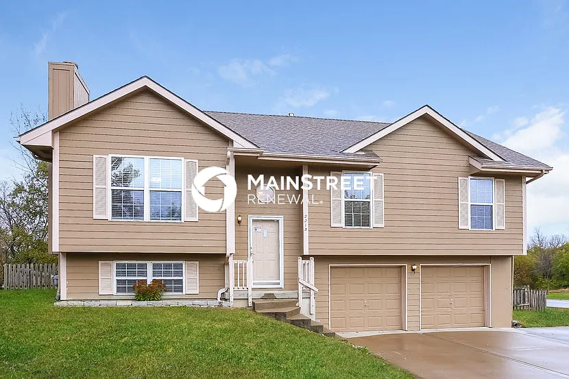2215 Glenside Rd — Photo 1
