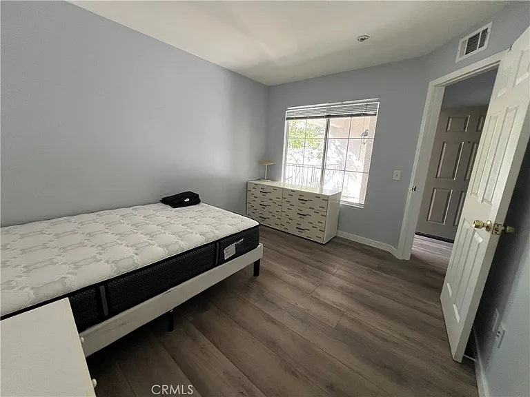 271 Chaumont Cir — Photo 7