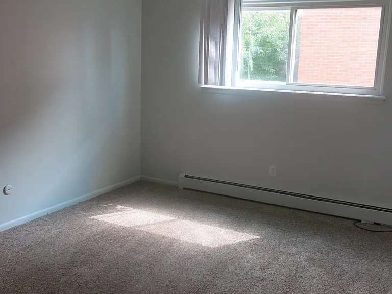 4122 Alpha St — Photo 6
