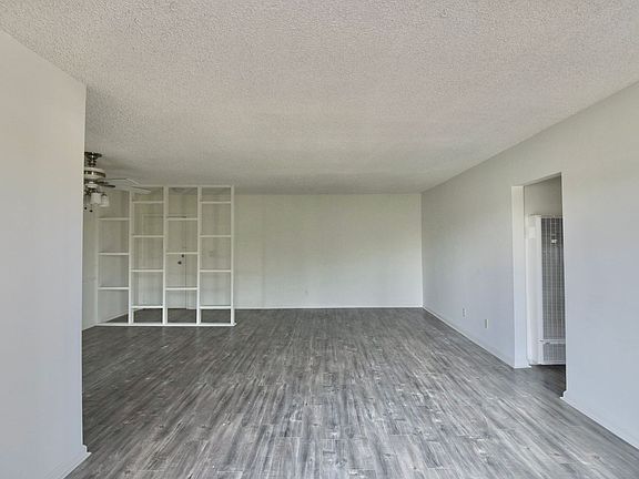 4th image of 5502 Corteen Pl APT 211