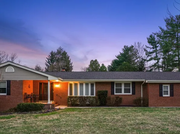 1800 Gayfields Dr, Silver Spring, MD 20906