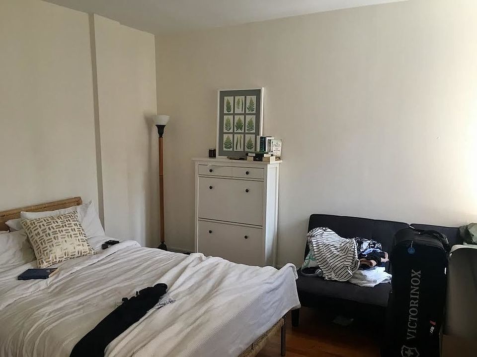 2nd image of 11 Commerce St #5C