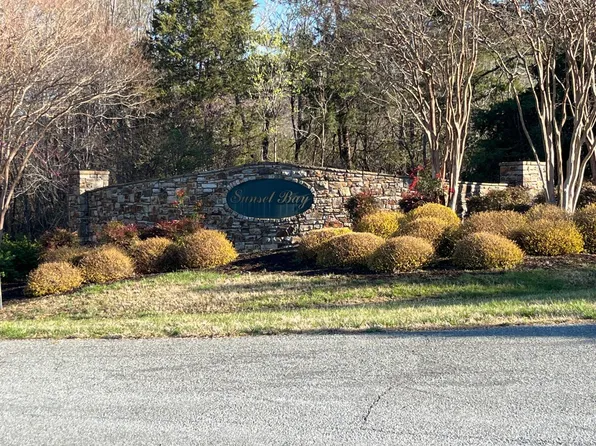 0 Crestview Ln Lot 32, Gretna, VA 24557