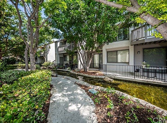 3rd image of 10611 Lakeside Dr S Unit F