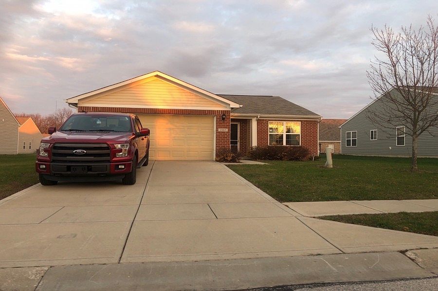 1st image of 1903 Silverberry Dr
