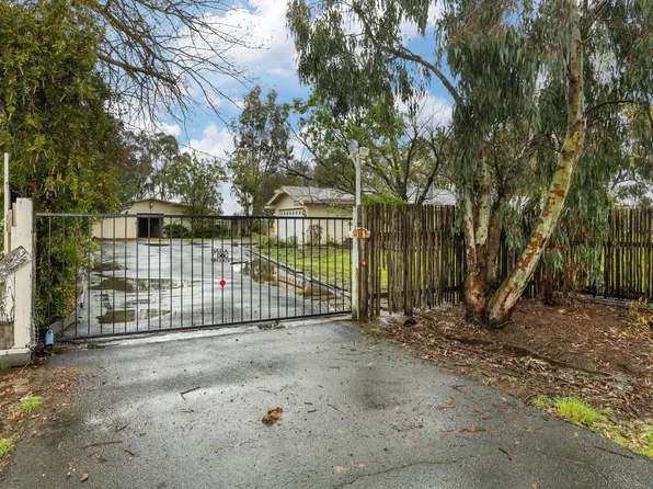 28248 N Mackville Rd, Clements, CA 95227