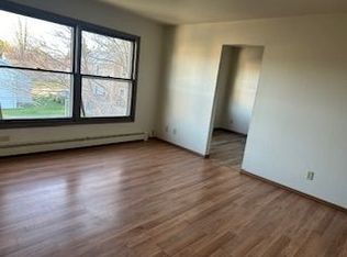 456 W 9th Ave #C, Oshkosh, WI 54902