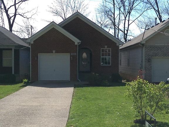 1304 Witawanga outside 1