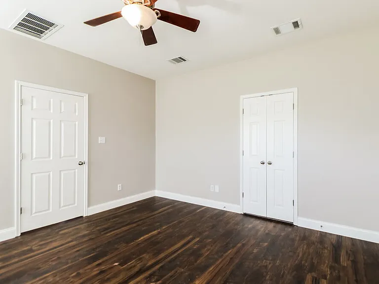 125 Brown St — Photo 10