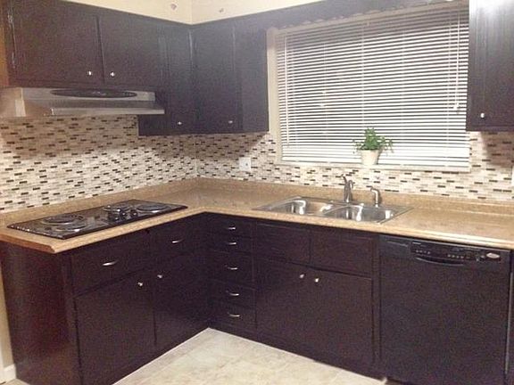 5th image of 5407 Bluebird Ln