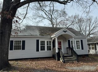 1303 N English St, Greensboro, NC 27405