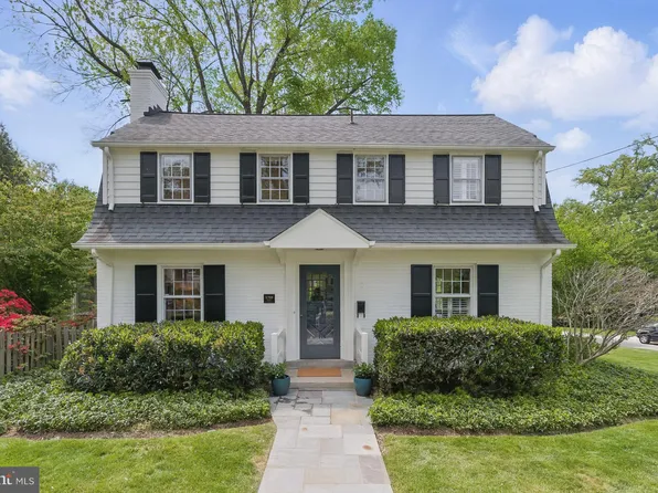 5708 Harwick Rd, Bethesda, MD 20816