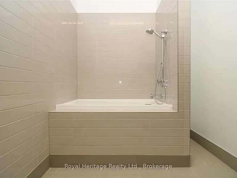 195 Hunter St E #602 — Photo 25