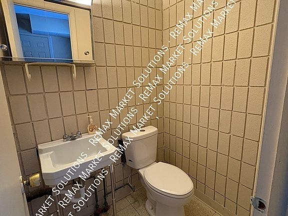 5th image of 4354 Elmhurst Dr