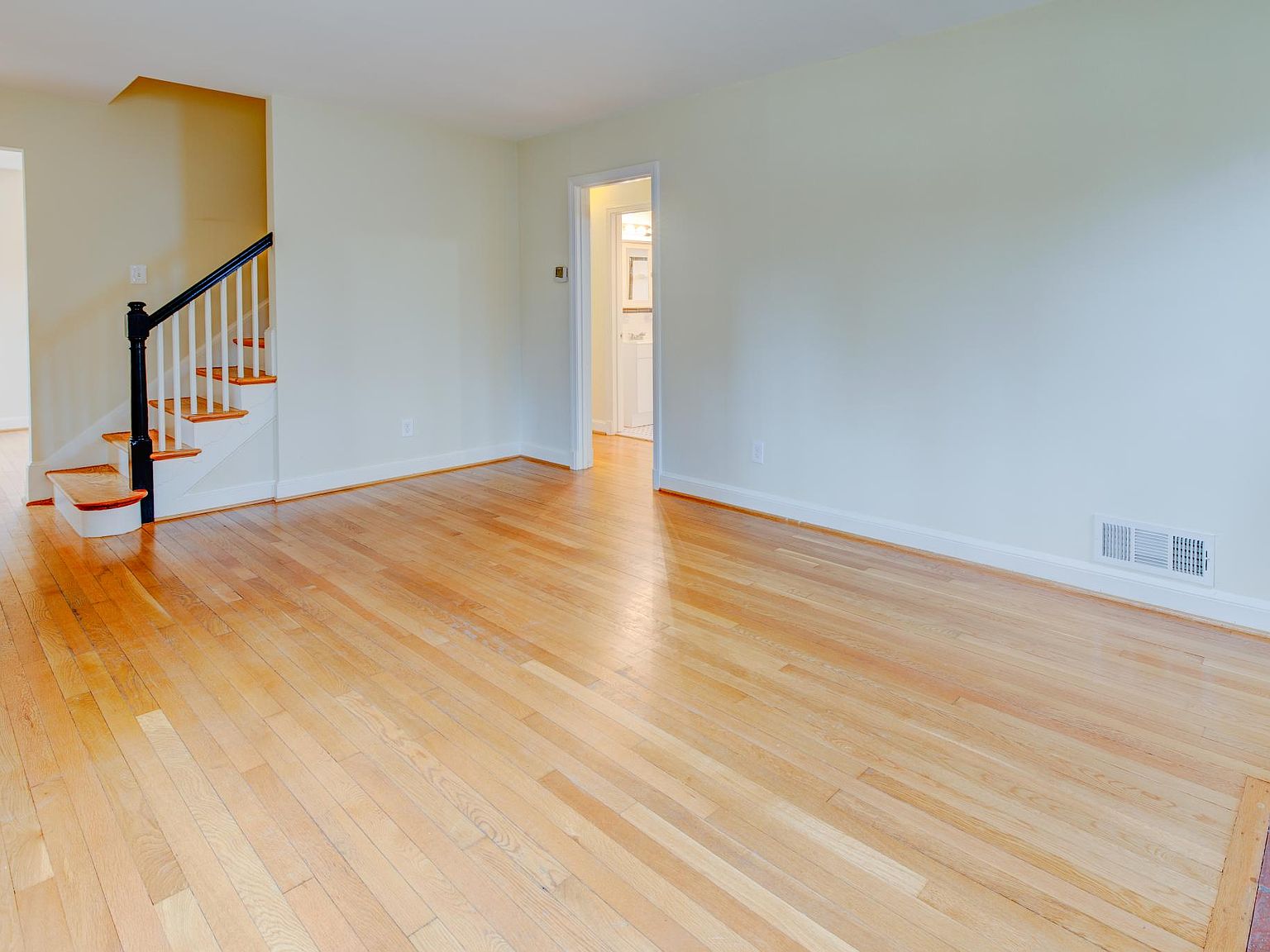 5214 Danbury Rd, Bethesda, MD 20814 Zillow