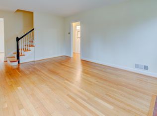 5214 Danbury Rd, Bethesda, MD 20814