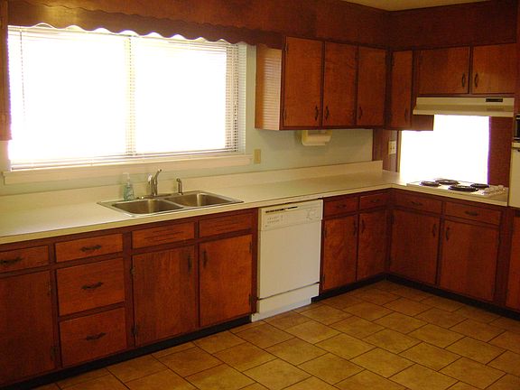 830 Kay Circle 009_11132013