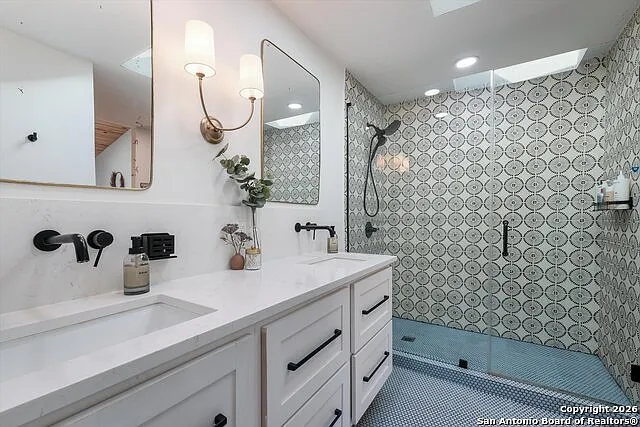130 Brees Blvd — Photo 8