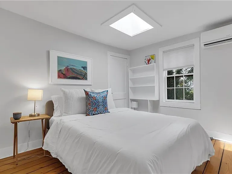 44 William St — Photo 17