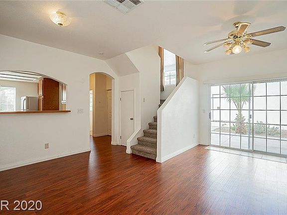2nd image of 378 Seine Way #378