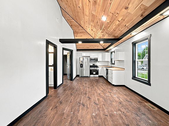 3rd image of 619 W Jackson St