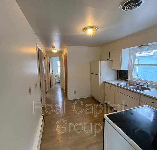 180 Euclid Ave #2 — Photo 4
