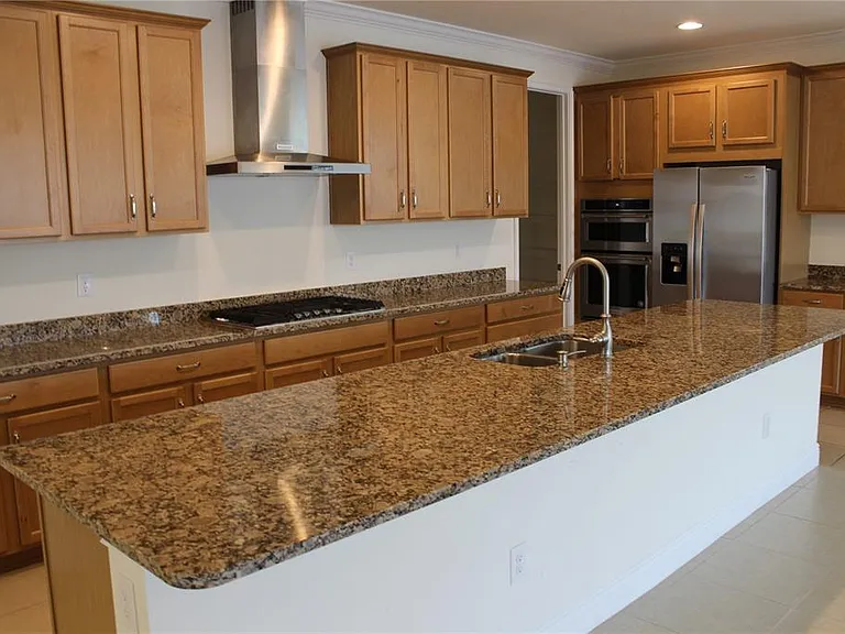 5826 Long Shore Loop — Photo 5