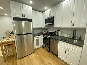 390 Eastern Parkway, #5AA