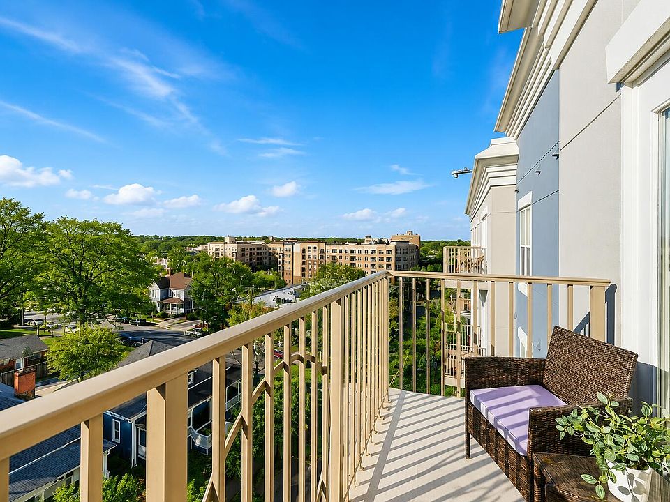 1st image of 222 Glenwood Ave APT 709