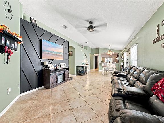5th image of 1111 Seminole Sky Dr