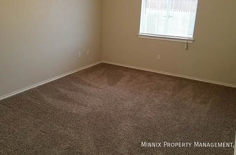 6318 7th St #1 — Photo 12