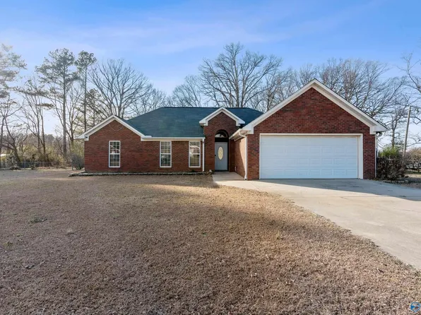 22459 Howard St, Athens, AL 35613