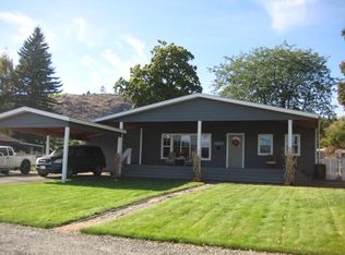 722 Jasmine St, Omak, WA 98841