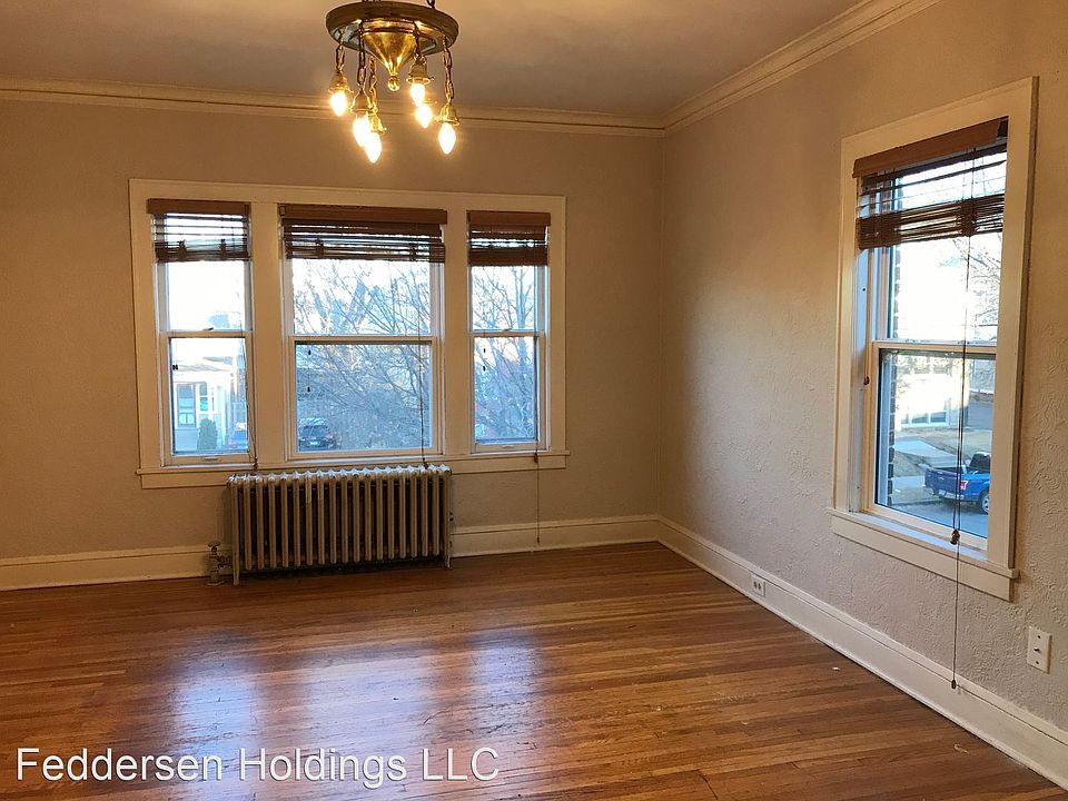 1st image of 2704 Blaisdell Ave S #101