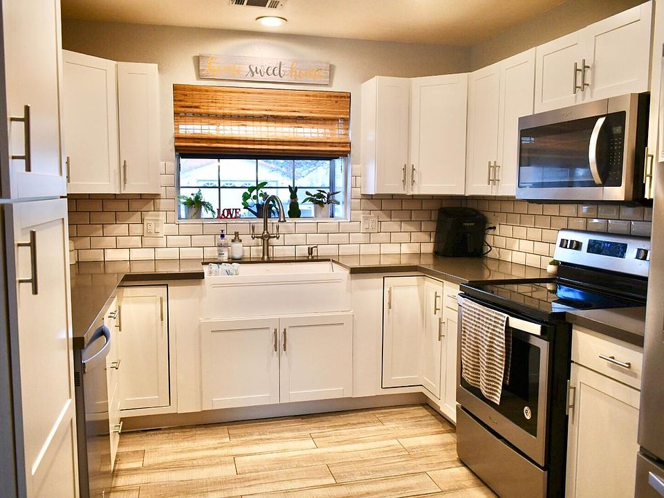 1st image of 3809 Georgeann Pl