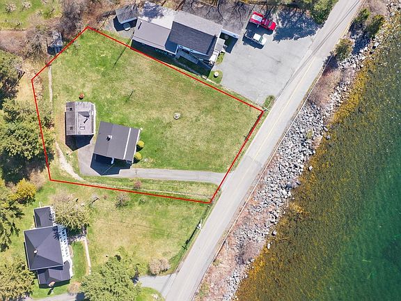 3rd image of 53 Indian Point Rd