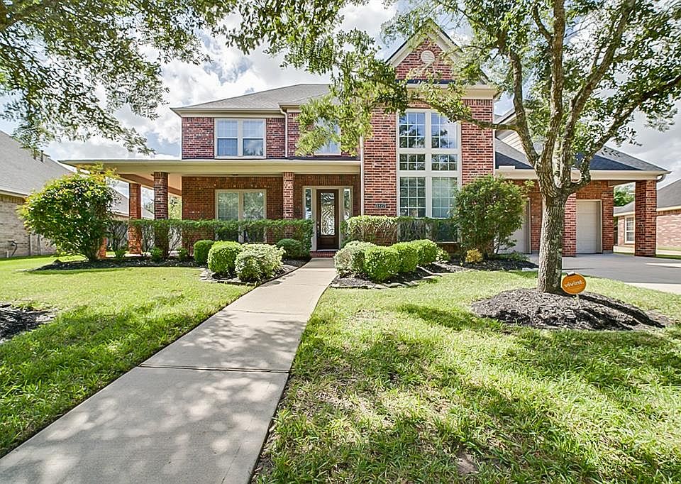 2nd image of 1827 Lake Quitman Dr