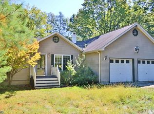 4 Twin Pond Rd, Montague, NJ 07827