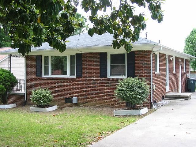 1st image of 1624 Pichard St