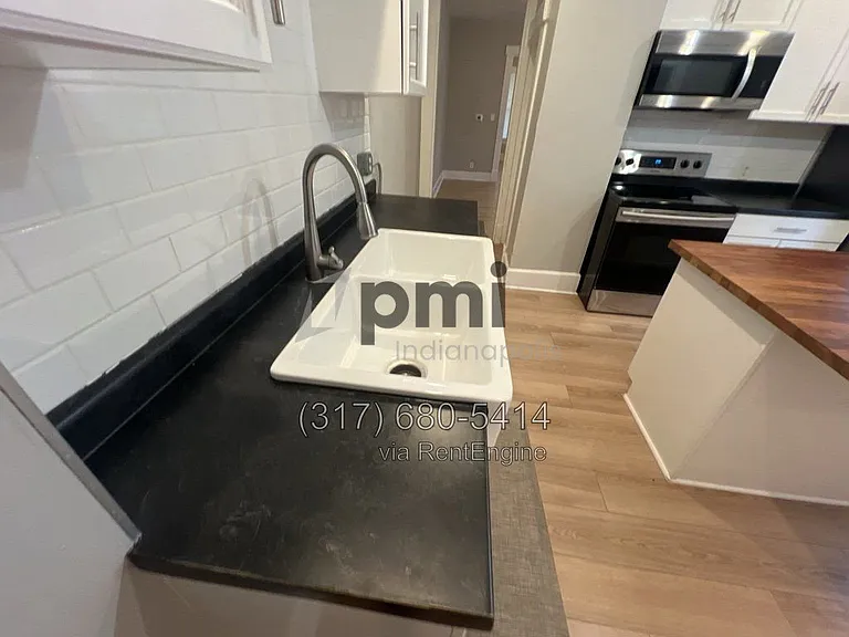 32 N Irvington Ave — Photo 9
