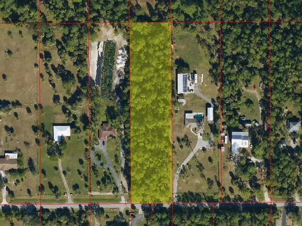 555 18TH AVE NE, NAPLES, FL 34120