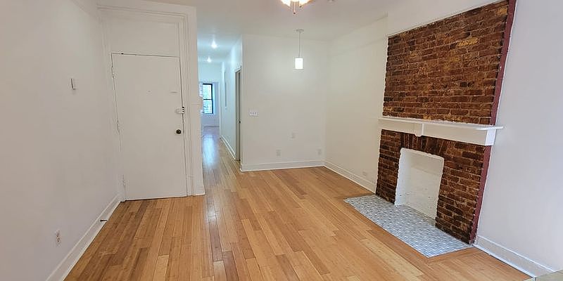 1st image of 284 14th St APT 1L