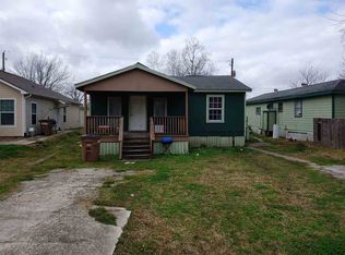 2618 Avenue D, Dickinson, TX 77539