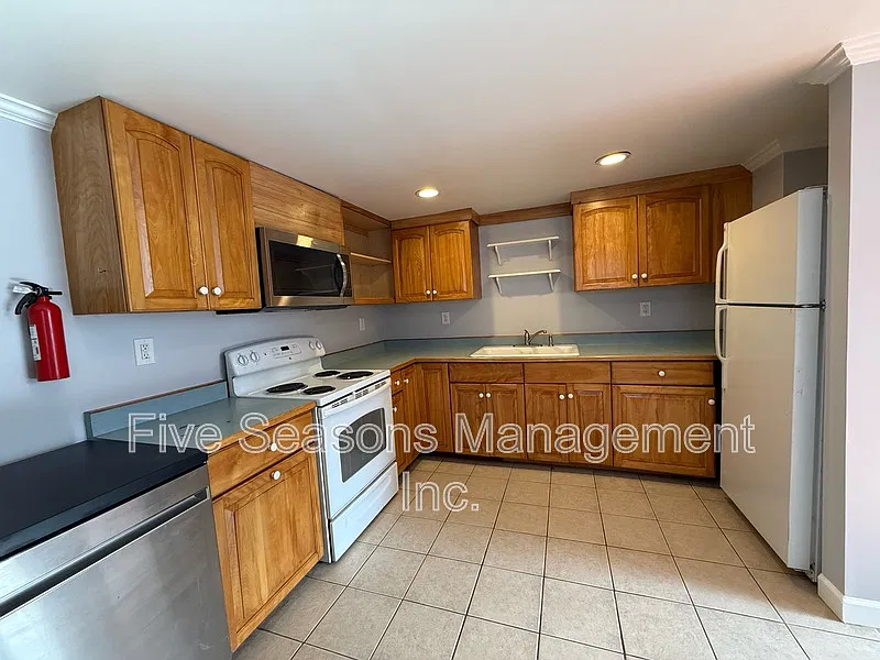 2 bed, 1.0 bath, 750 sqft, $1,875 — Photo 4
