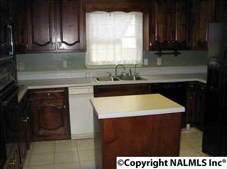 2nd image of 115 Bean Dr