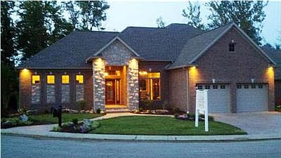 5th image of 6400 Woodfield Ct