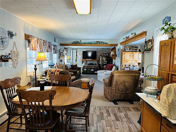 5th image of 883 Herrick Hollow Rd