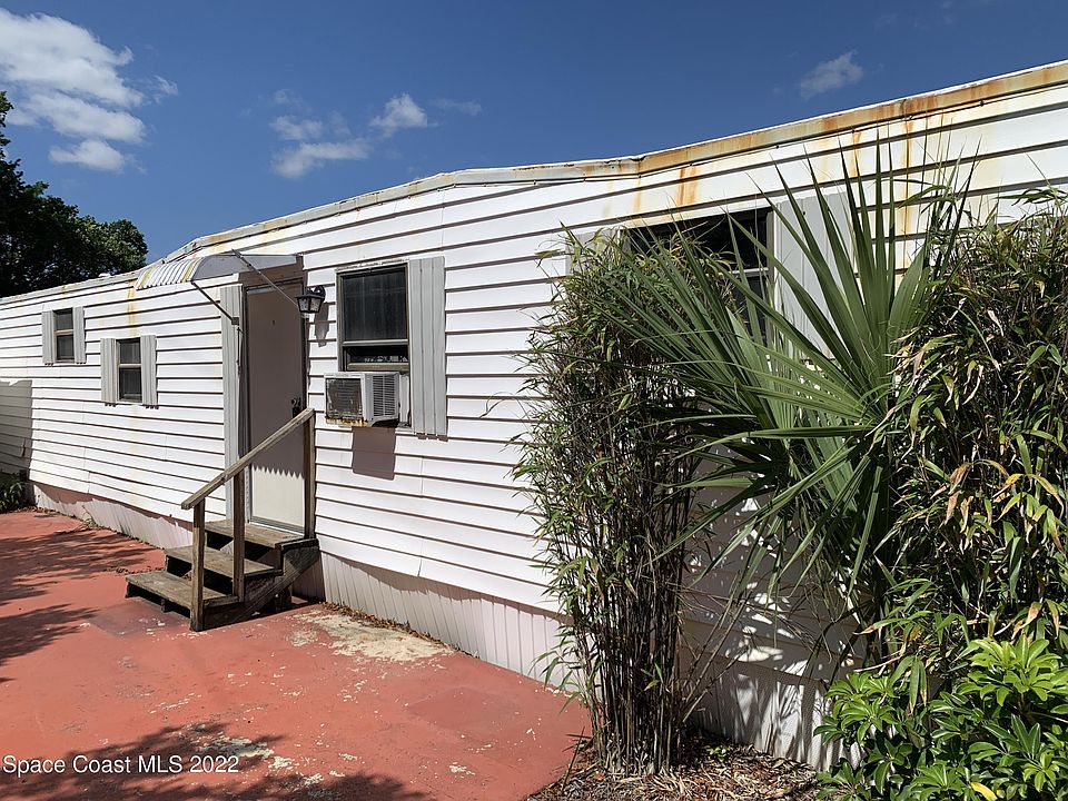 1st image of 945 N Tropical Trl #1
