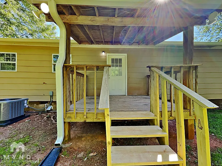10122 Allen Dr SW — Photo 17